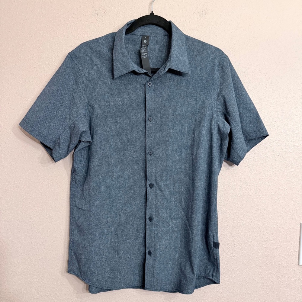 Lululemon Airing Easy Short Sleeve Shirt M Heathered Silver Blue LM3DK5S Men's